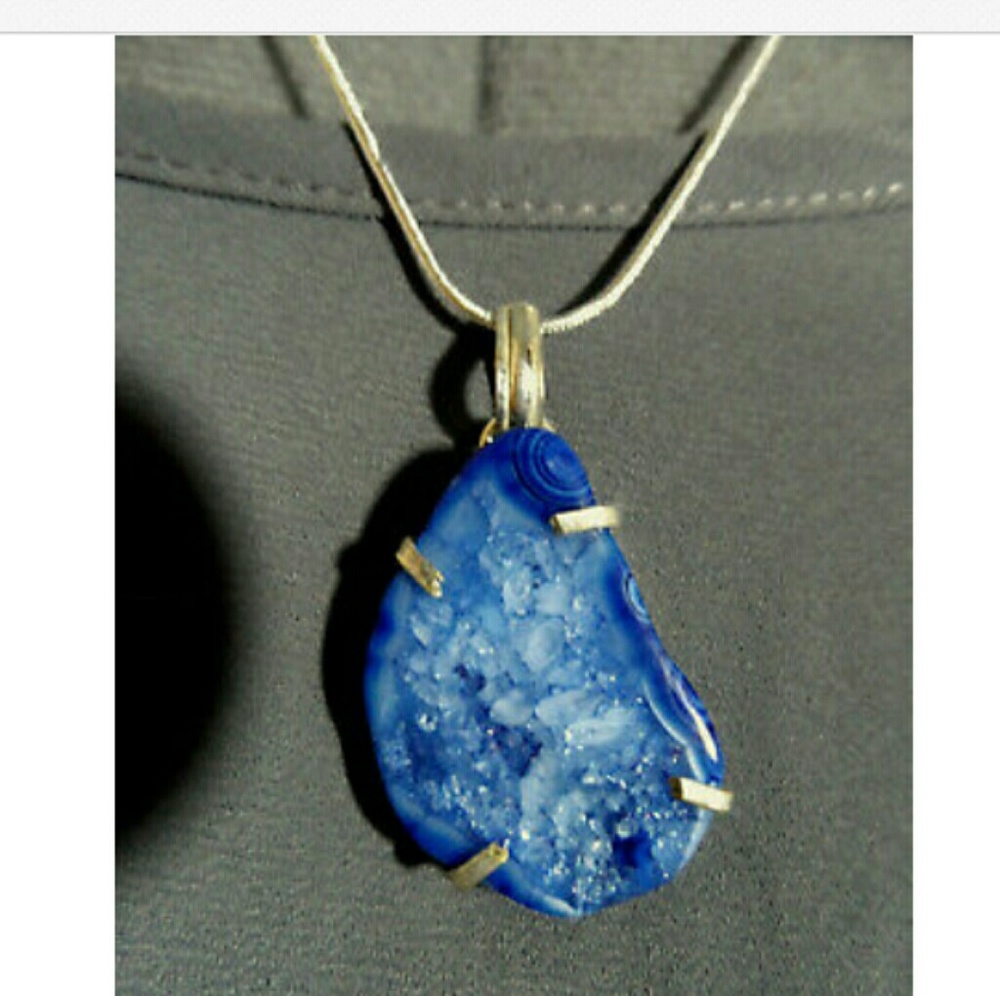 New Blue QUARTZ CRYSTAL Charm Necklace 925 Silver